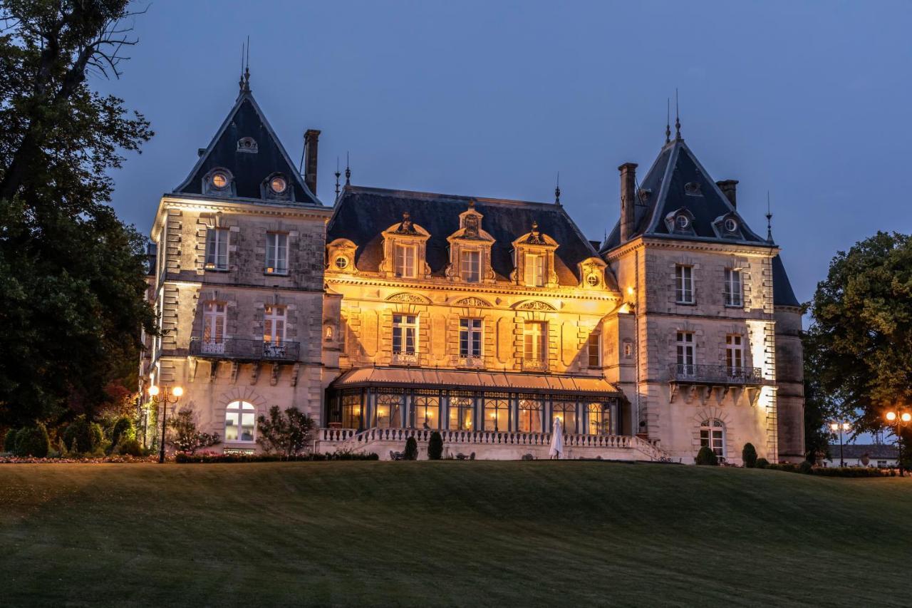 Chateau De Mirambeau - Relais & Chateaux Exterior photo